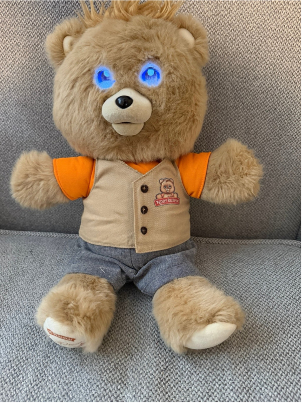 2017 Wicked Cool Toys Teddy Ruxpin animated storytelling plush bear